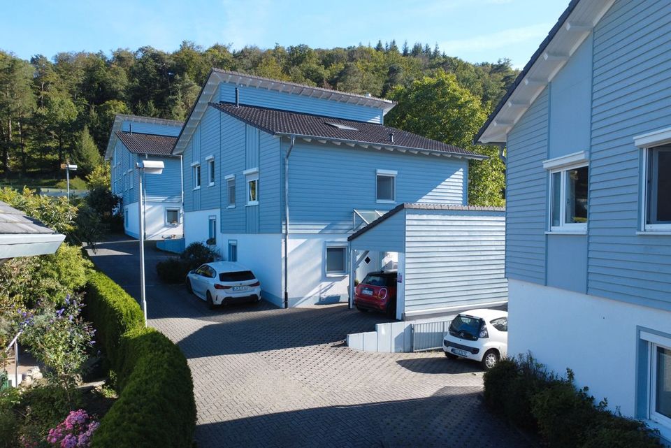 Gemütliches Haus (DHH) mit schönem Garten in Hessen Haiger