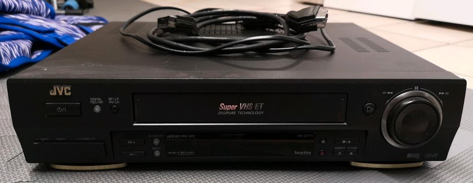 JVC VHS Kasettenrekorder Disney Hdmi in Schongau