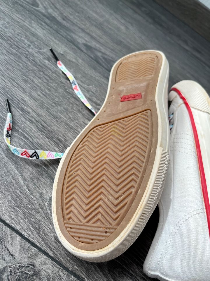 Levi’s Sneaker Turnschuh Gr.36 Top hoher Neupreis in Neunkirchen Siegerland