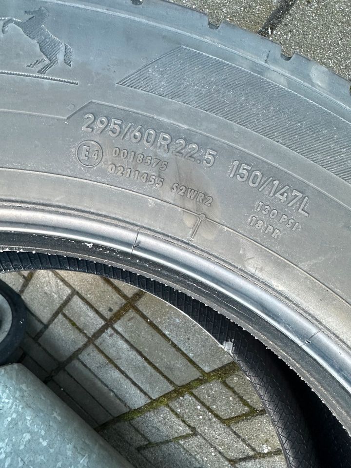 295/60 R22,5  150/147L Conti Eco Plus mehrfach vorhanden in Melle