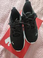 Puma Sneaker Gr 36 neuwertig Hessen - Niedenstein Vorschau
