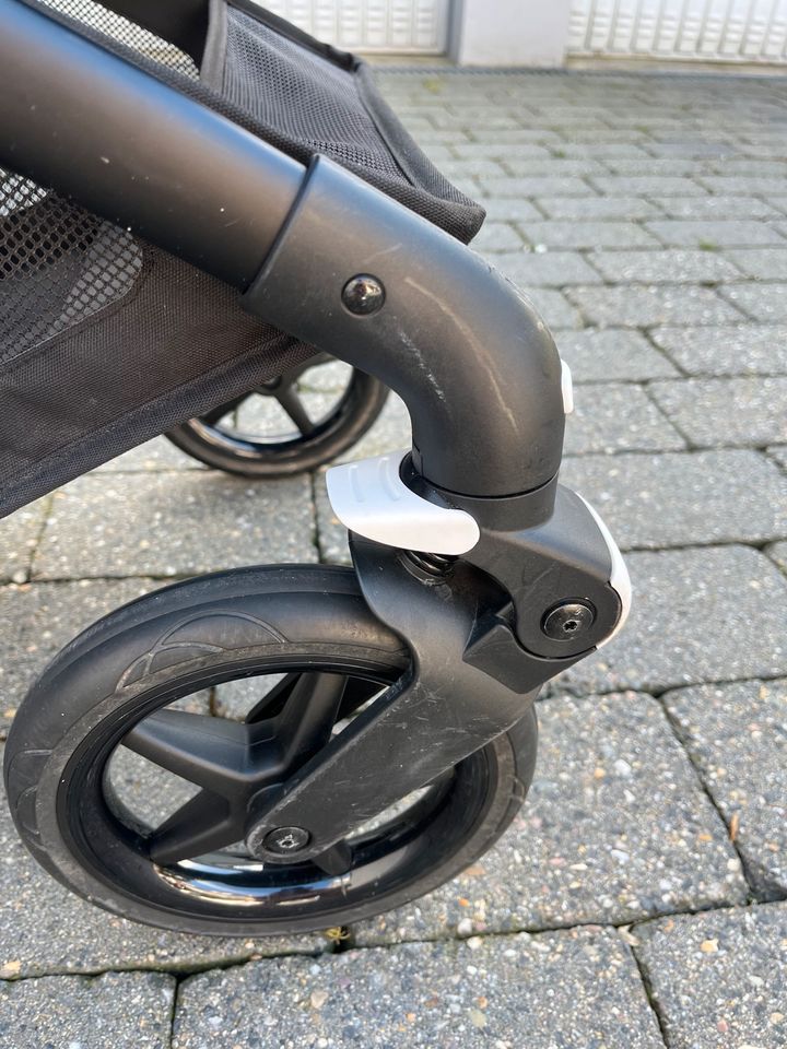 Bugaboo Fox 3 + Cybex Babyschale inkl. Zubehör in Herzogenrath