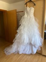 Wunderschönes, romantisches Brautkleid mit Schleppe, Gr. M Niedersachsen - Bad Münder am Deister Vorschau