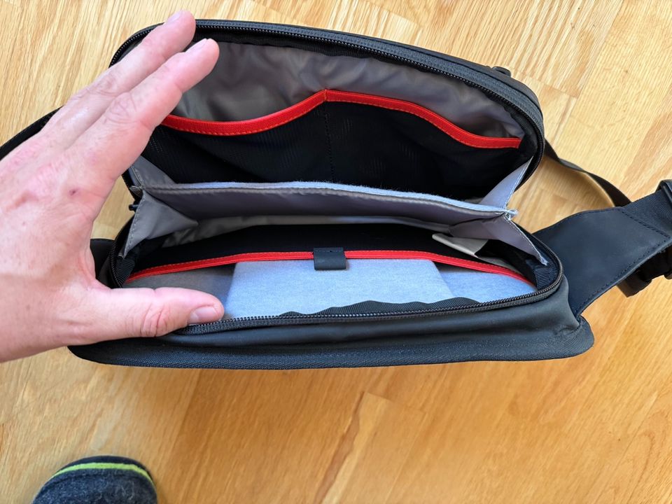 Timbuk2 x ASTRO Gaming CS03 Umhängetasche (schwarz) in Dresden