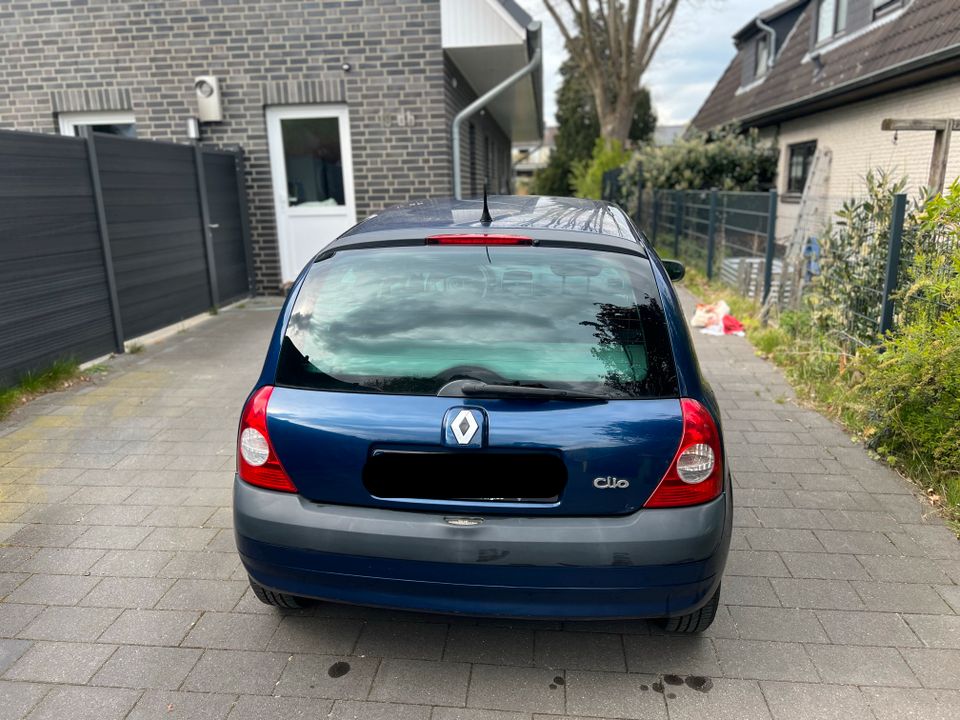 Renault Clio 1.2 - Herzensauto in Hamburg