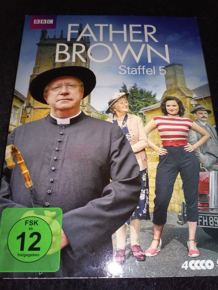 Father Brown - komplette Staffel 1-7 (FSK 12) - Geschenktipp in Bad Segeberg