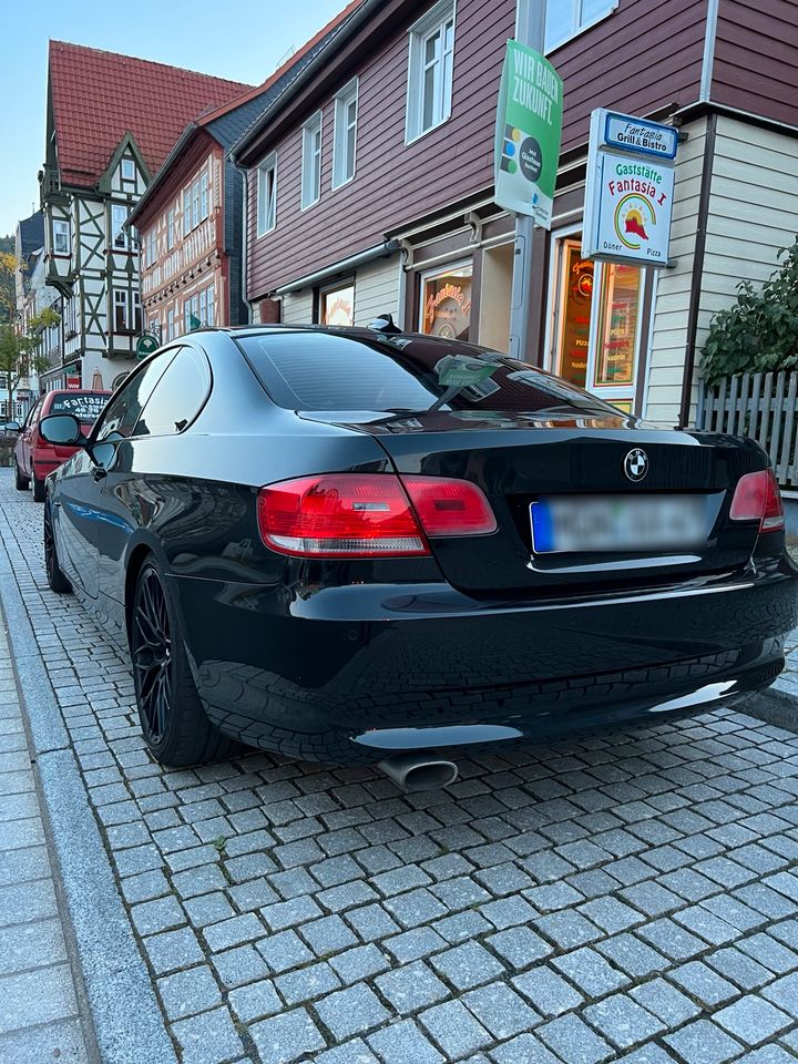 BMW E92 Coupé 3.20D in Zella-Mehlis
