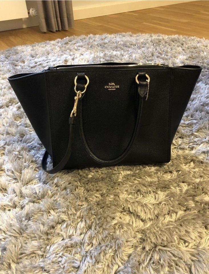 Coach Tasche schwarz Gold original Designer Handtasche shopper in Bayern -  Kahl am Main | eBay Kleinanzeigen ist jetzt Kleinanzeigen