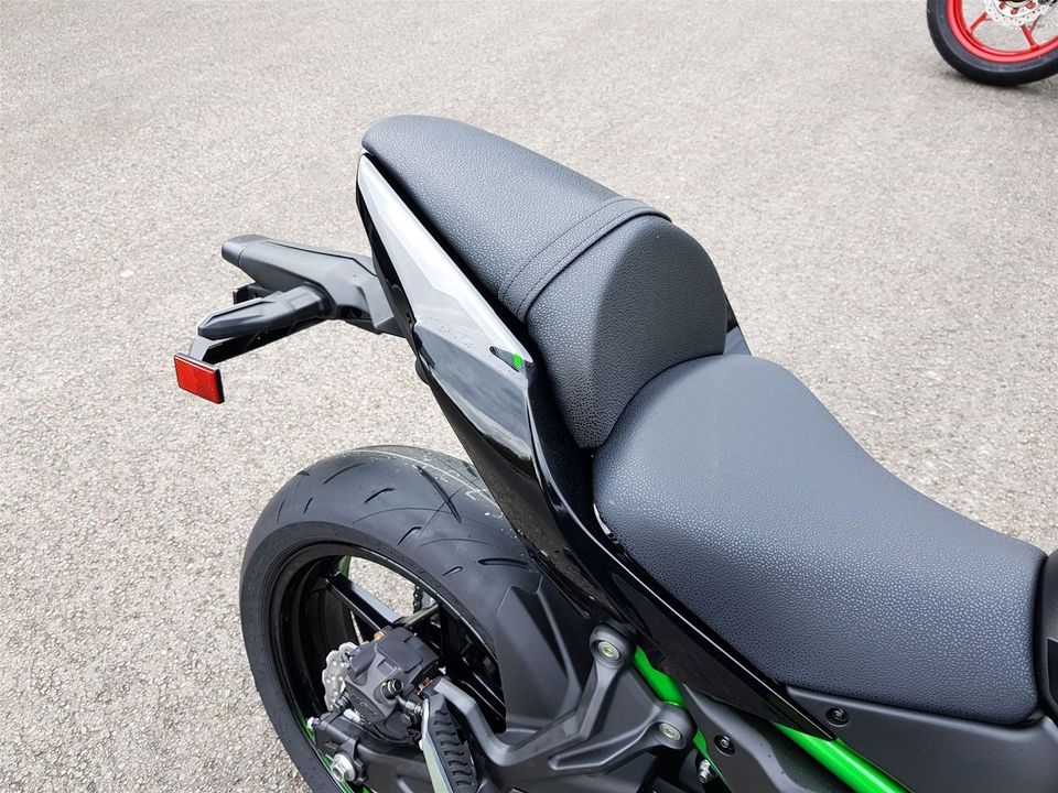 Kawasaki Z650 mit 4 Jahren Garantie, Starterbonus? in Rösrath