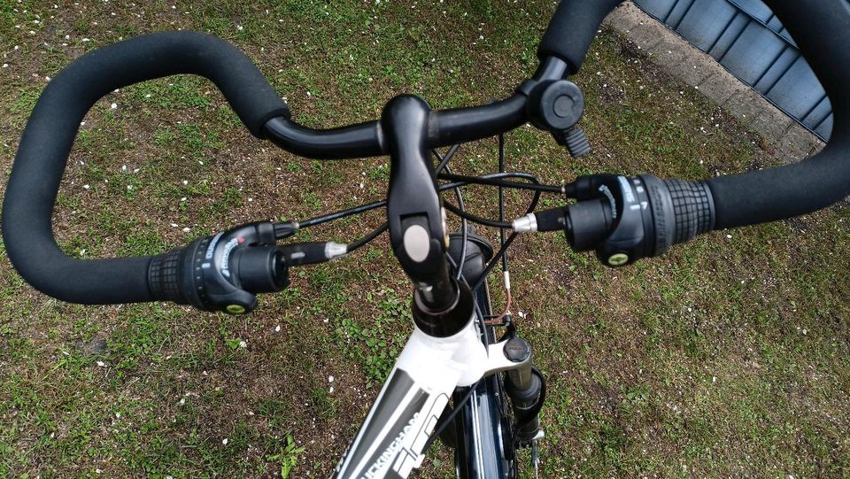 Damen Fahrrad schwarz weiß Buckingham in Schloß Holte-Stukenbrock