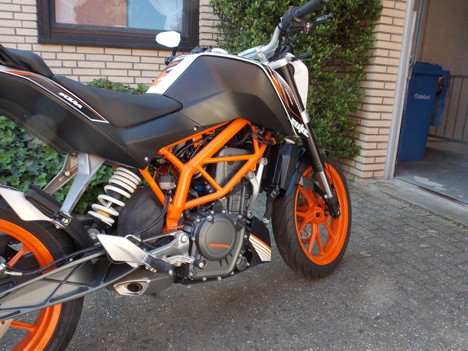 KTM Duke 390 Sehr wenig gelaufen,sehr guter Zustand in Emsdetten