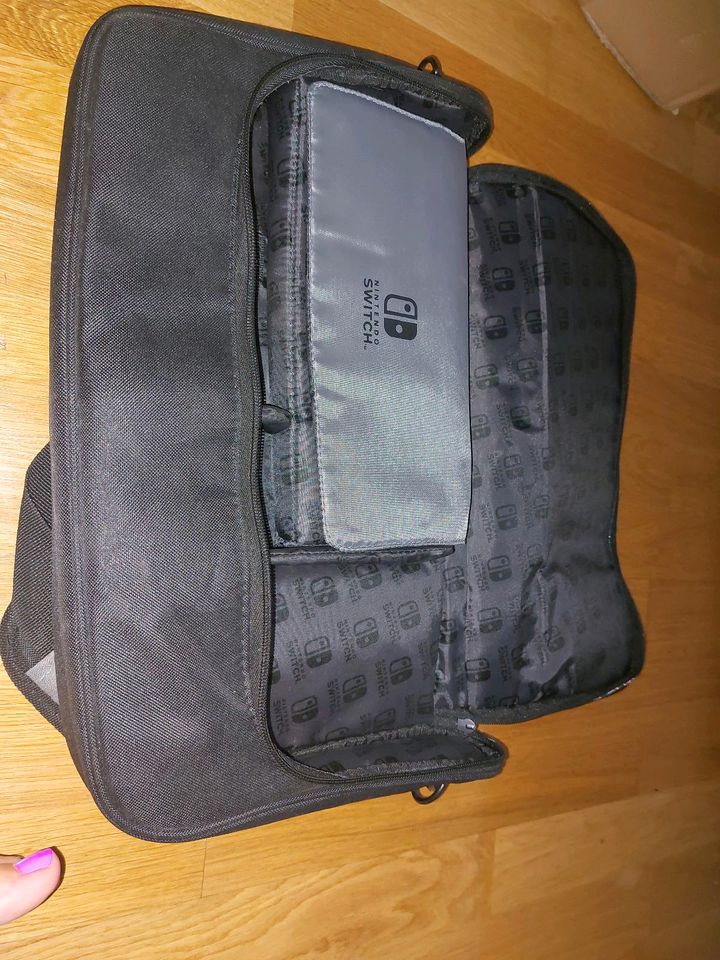 Nintendo Switch Tasche für Konsole in Erkelenz