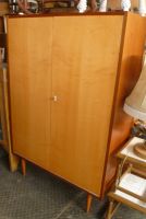 Vintage 60 er Wäsche Schrank 2 türig Ahorn mit Einlegeböden Thüringen - Schleiz Vorschau