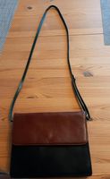 Damenhandtasche Leder sw/br Riemen dunkelgrün, edel. Kiel - Russee-Hammer Vorschau