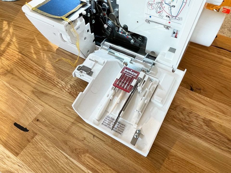 Bernina L450 Overlock in Geisenhausen