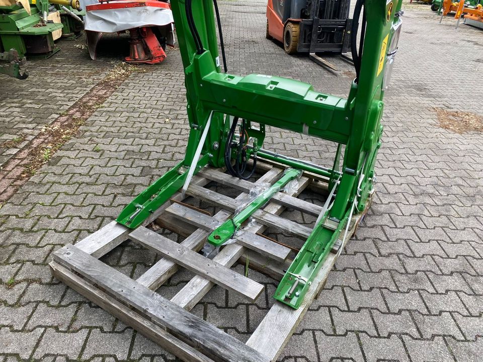 John Deere 543R Frontlader/Frontladertrecker in Uplengen