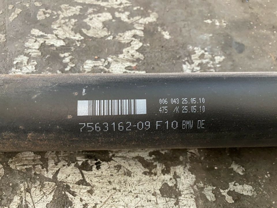 Org. BMW F10 F11 525d N57 Kardanwelle Gelenkwelle 7563162 in 