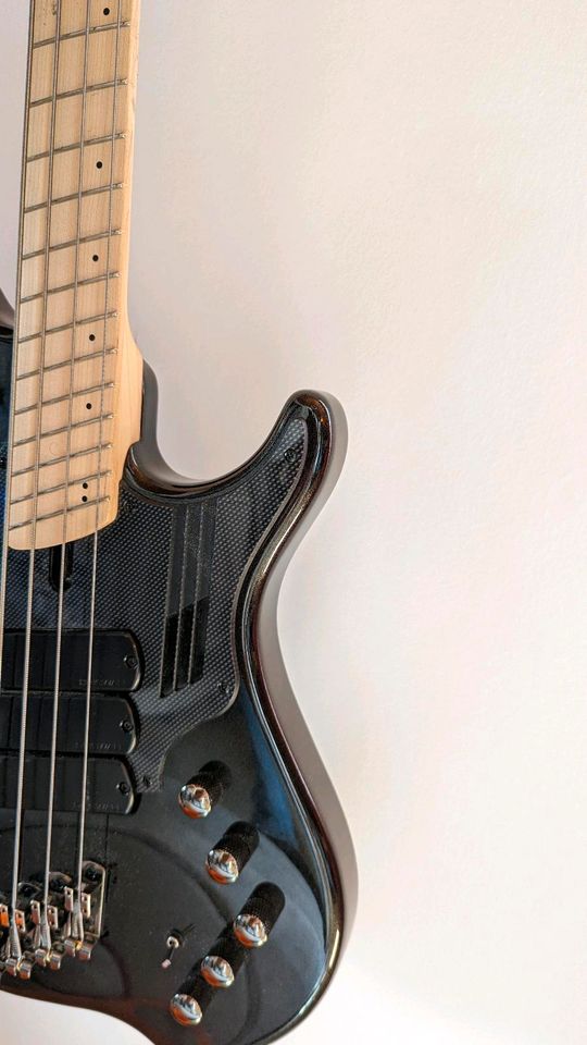 Verkaufe Dingwall NG3 4 Black, mit LED Fret Markers E Bass in Seefeld