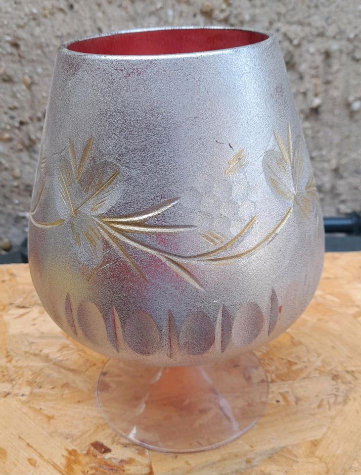 Dekoglas Vase verziert und bemalt ca. 20 cm groß in Jessen (Elster)