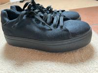 Osos Sneaker neu Kr. München - Unterschleißheim Vorschau