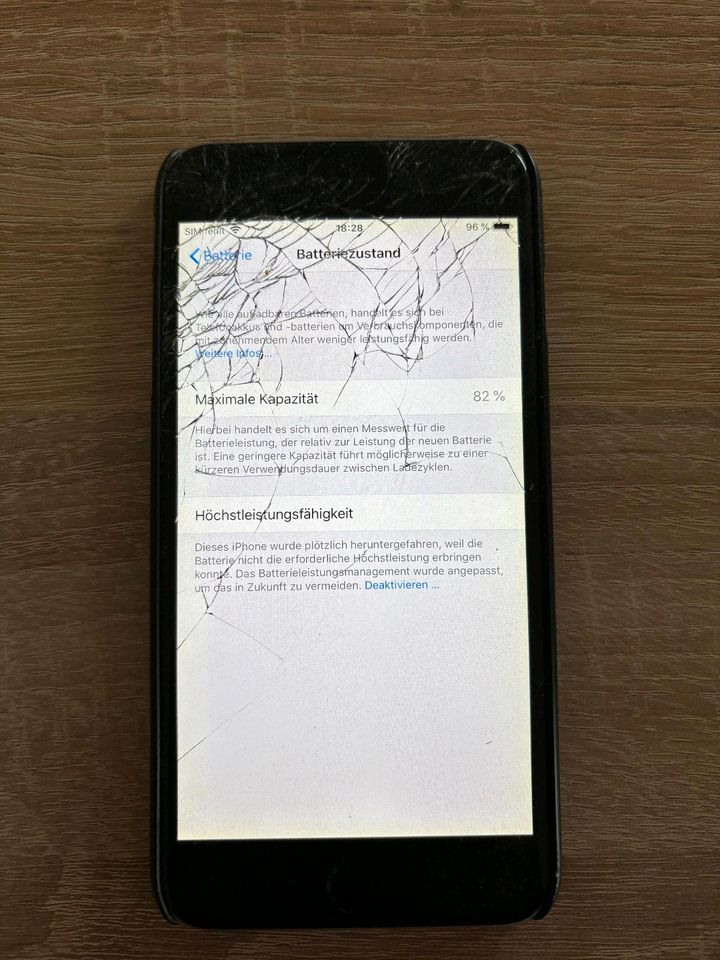 Iphone 6 Plus, 16 GB, Display gesplittert in Morsbach