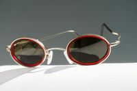 Stylische Sonnenbrille mit Etui - siehe Bilder Kr. Altötting - Garching an der Alz Vorschau