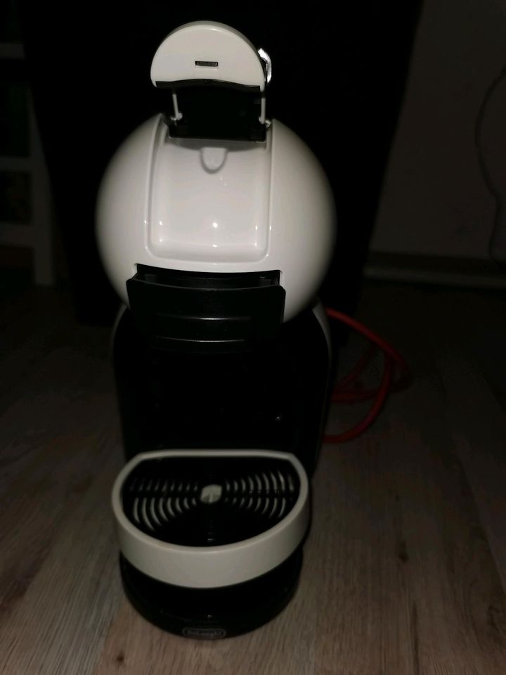 Kaffeemaschine/Kapselmaschine Nescafe Dolce Gusto in Dorndorf