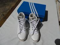 ADIDAS RANSOM Sneaker weiß / grau Gr. 42 wie neu Bonn - Nordstadt  Vorschau