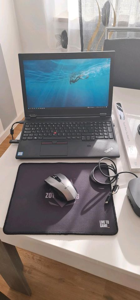 Laptop  Lenovo plus Weiteres Zubehör in München