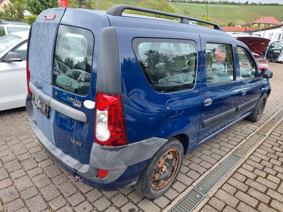 Dacia Logan MCV 1.6 Klima 7 Sitze Tüv FuZv el.Fh in Randersacker