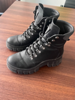 Guess Stiefel / Stiefelletten / Winterschuhe / Größe 38 Bayern - Fürth Vorschau