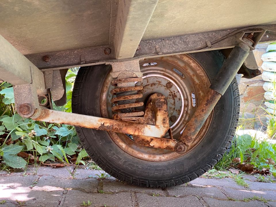 Achse Achsteile von Anhänger Typ: EL 650 Längslenker Exp. DDR>BRD in Neuhaus