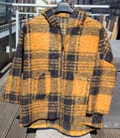 Jacke mit Kaputze, Größe ca. 44 / XXL Lübeck - Travemünde Vorschau