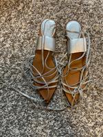Gucci Sandalen Silber Leder 40C neu Hessen - Kaufungen Vorschau