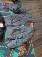 Größe 122●Kinderkleidung Junge graue Jacke mitteldick Nordrhein-Westfalen - Bottrop Vorschau