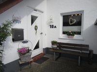 Gepflegtes Reihenmittelhaus in 57392 Schmallenberg zu verkaufen, ideal für Kapitalanleger oder Selbstnutzer Nordrhein-Westfalen - Schmallenberg Vorschau