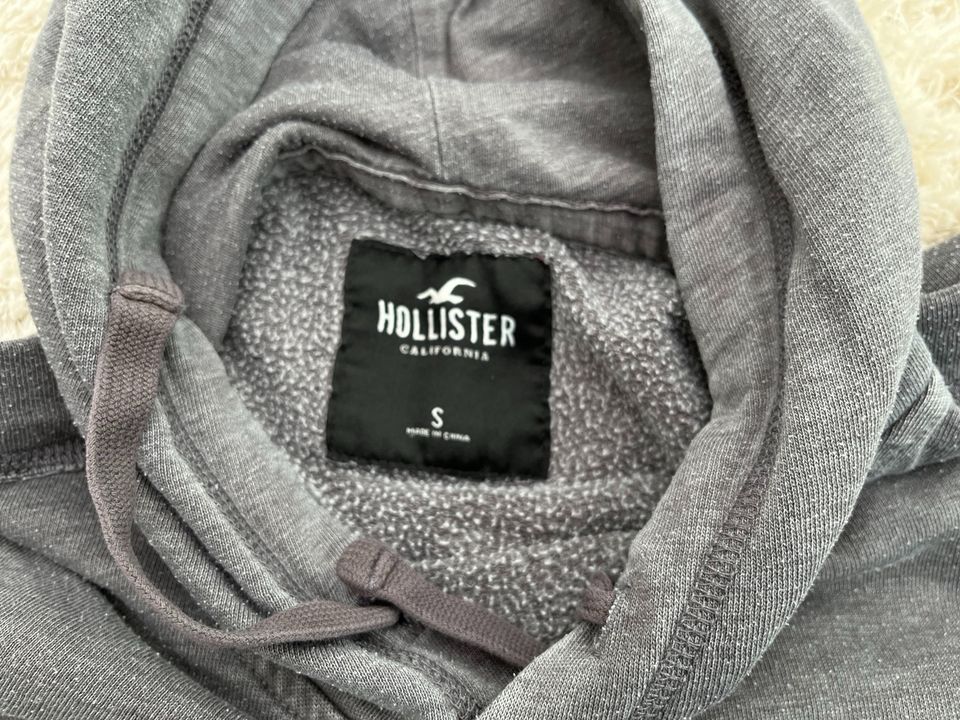 Hollister Hoodie - Größe:S in Großrosseln