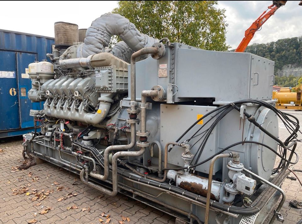 MTU 1937 KVA Stromaggregat BHKW Notstromaggregat Stromerzeuger in Gundelsheim