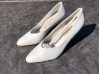 Pumps weiß High Heels 37/38 ungetragen Brautschuhe 37,5 Freiburg im Breisgau - March Vorschau