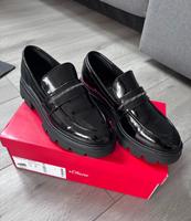 S.Oliver Slipper black patent Gr. 40 NEU Thüringen - Erfurt Vorschau