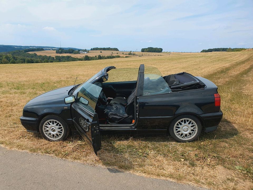 VW Golf3 Cabrio, 1.6l, 101PS, TÜV 6/25 in Mörsbach