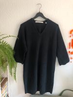 Pullover Kleid Uniqlo x Lemaire Gr. L schwarz Mitte - Wedding Vorschau