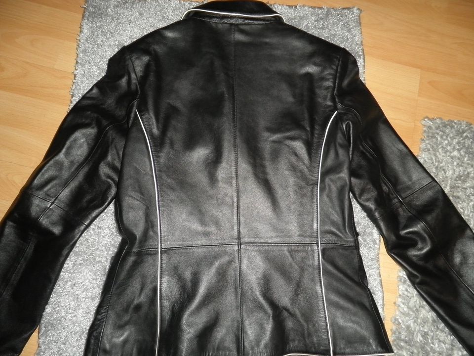 Lederjacke von TCM Gr.38 Blazerstyle Top!!! in Saarbrücken