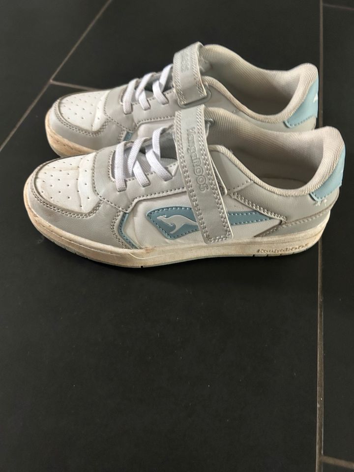 Kangaroos Outdor Sneakers 34 in Neuss