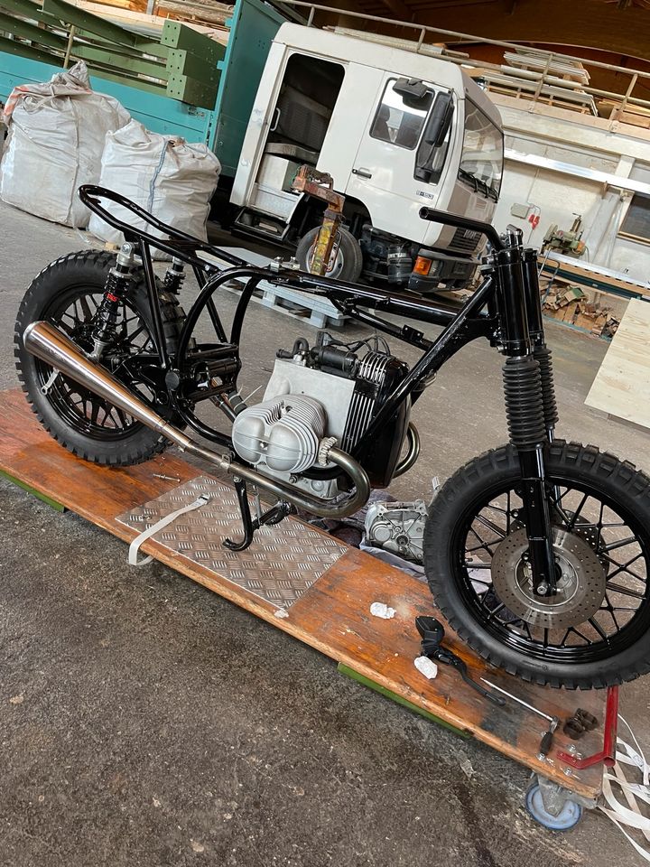 BMW R65 Scrambler / Caferacer / Roadster Umbau Custom in Geretsried