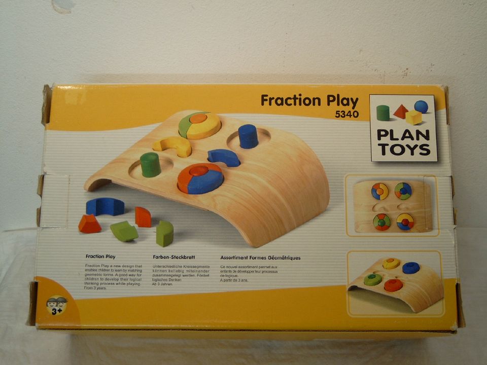 Plan Toys: Fraction Play, Farben-Steckbrett Holz Kinderspiel in Brüggen