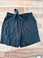 Damen Paperbag Shorts Sommer schwarz C&A neu Damen Köln - Nippes Vorschau