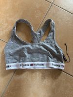 Bustier Sporttop Tommy Hilfiger Gr.S NEU Hamburg-Nord - Hamburg Alsterdorf  Vorschau