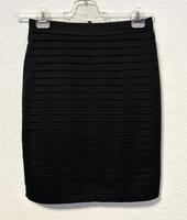 Eleganter Satin Rock schwarz, Größe 38 Bleistiftrock Pencil Skirt Kr. München - Kirchheim bei München Vorschau