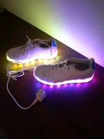 Sneakers, Turnschuhe, Leuchtschuhe Sachsen - Kreischa Vorschau